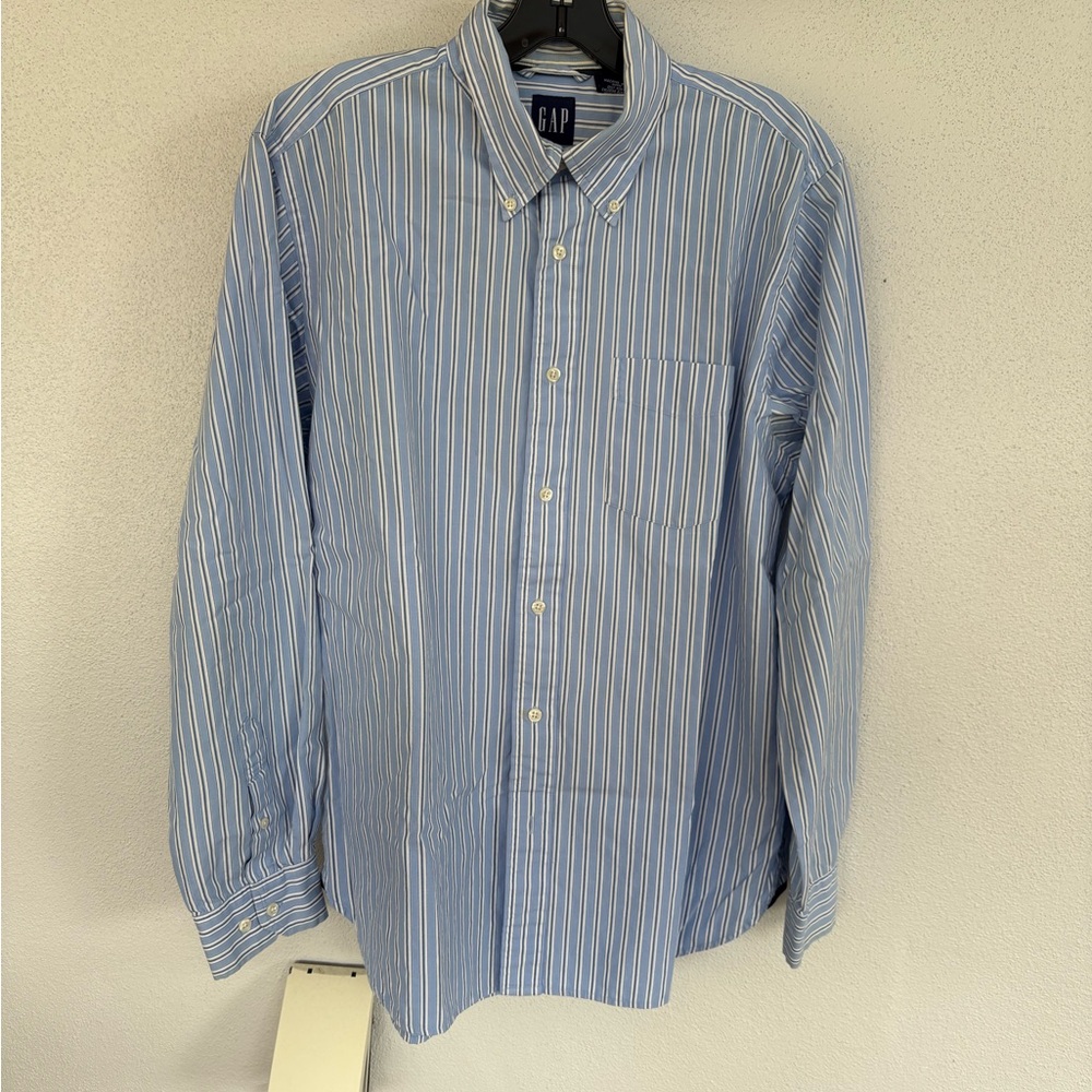GAP Men's Blue Striped Dress Shirt, size - M